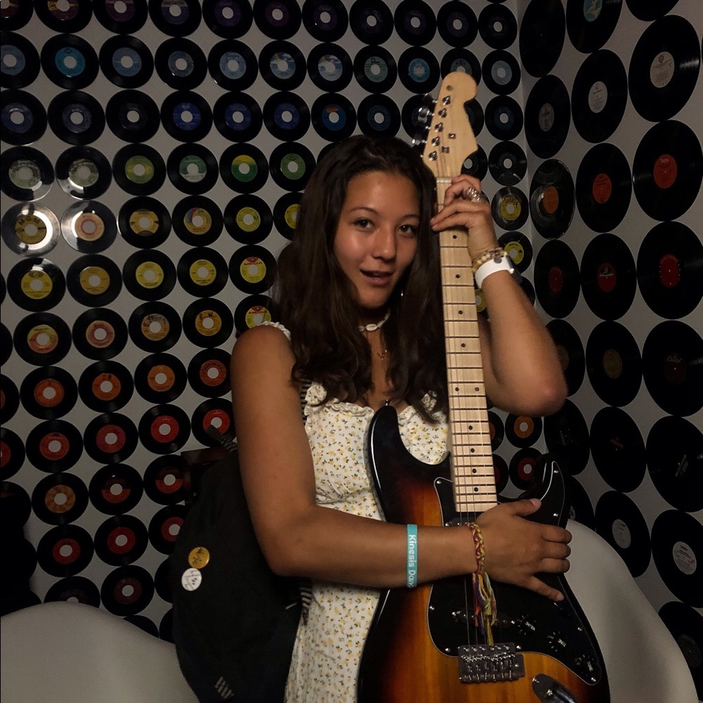 Meet your Posher, Jade